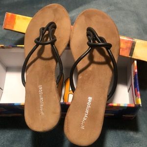 Jreffy Campbell
Malia flip flop